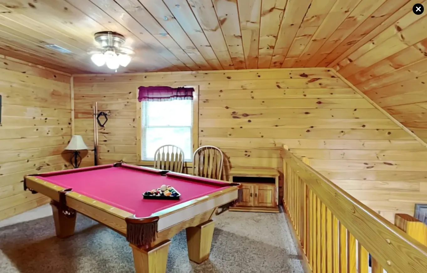 Pool table in the loft game room at Morning Mist